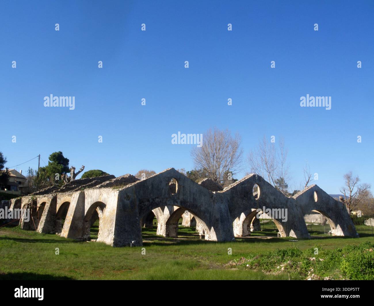 Venezianische Werft in Gouvia, Korfu, Griechenland, wo serbische Soldaten 1916, während des Ersten Weltkriegs, an Bord gingen Stockfoto