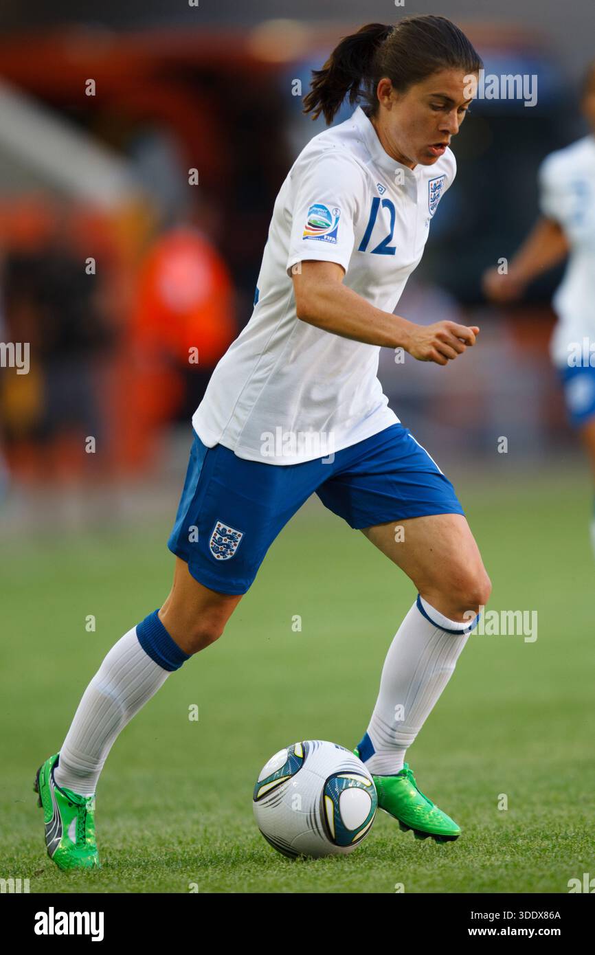 Karen Carney aus England im Kampf gegen Mexiko am 27. Juni 2011 in der Arena im Allerpark in Wolfsburg. Nur redaktionelle Verwendung. Stockfoto