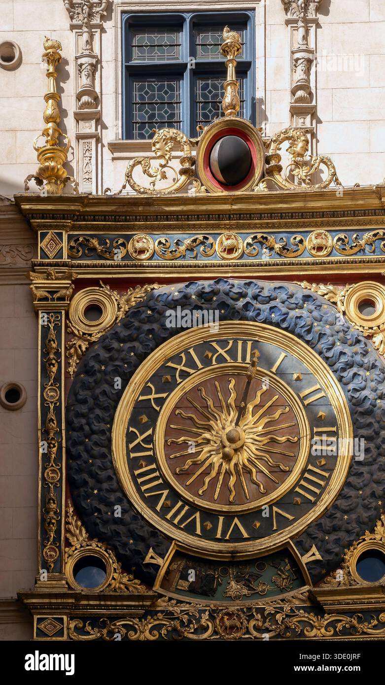 Detail der Gros-Horloge (große Uhr) in Rouen, Normandie, Frankreich Stockfoto