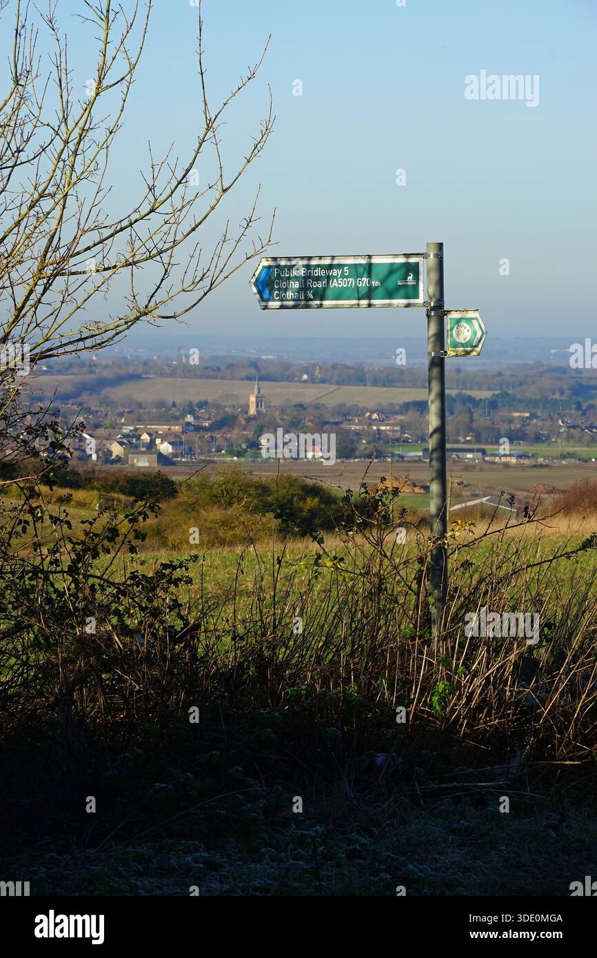 Blick hinunter nach Baldock von Warren Lane, Quickswood Stockfoto