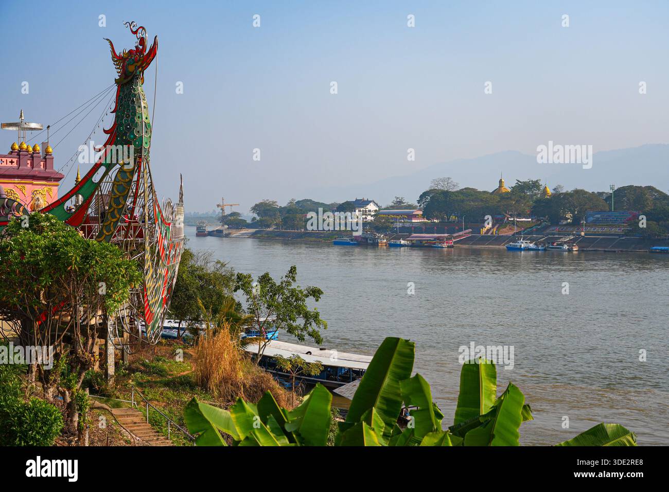 Leben am Fluss Mekong im Golden Triangle Park (SOP Ruak) in Chiang Saen im Norden Thailands an der Dreifachgrenze zwischen Myanmar, L Stockfoto