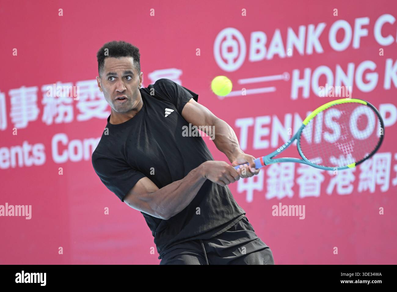 Hongkong. Januar 2026. Michael Mmoh, ein US-amerikanischer Tennisspieler, während eines Spiels bei den Hong Kong Tennis Open (WTA 250) am 5. Januar 2026 in Hongkong. (Foto von Kobe Li/Nexpher Images) Credit: Nexpher Images Limited/Alamy Live News Stockfoto
