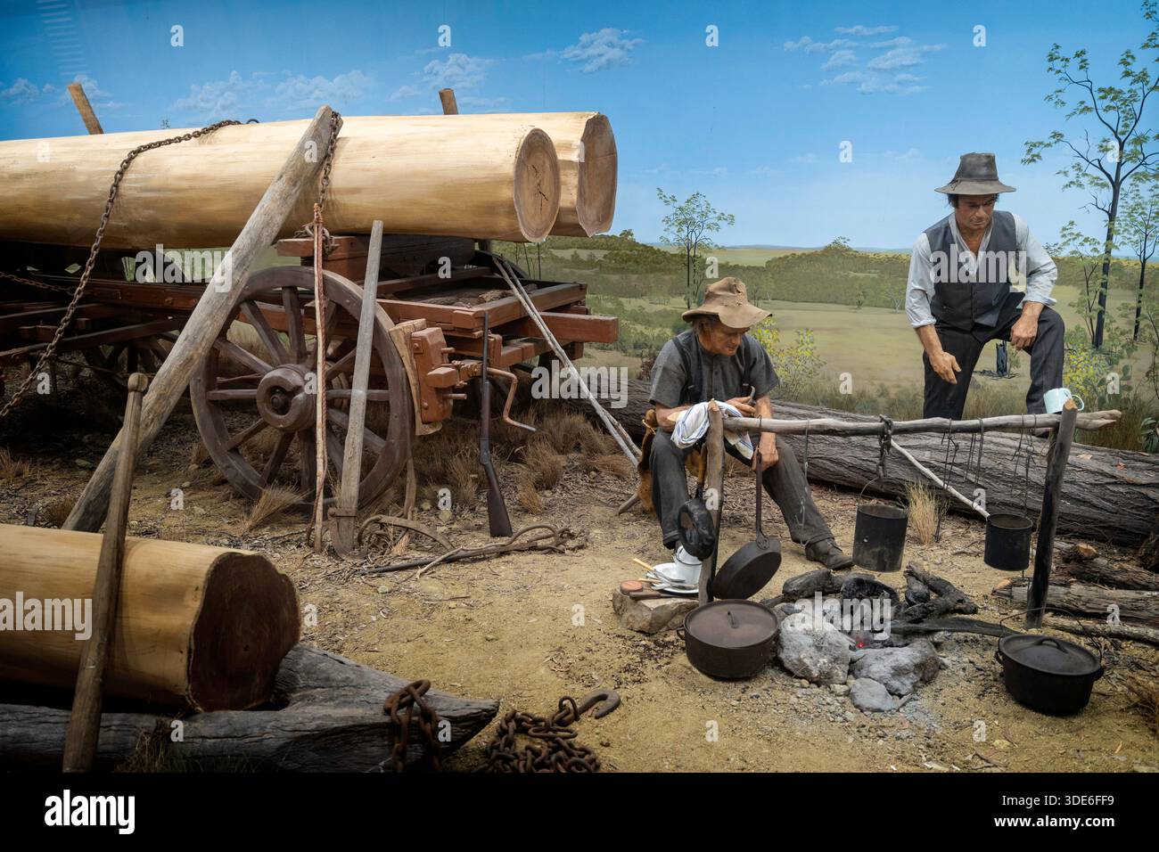 Holzschneider-Camp-Ausstellung im South Burnett Timber Museum und Vistor Information Centre. Wondai, Queensland, Australien Stockfoto