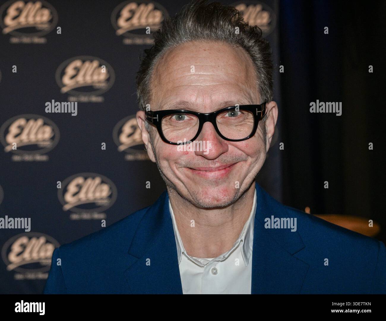 Berlin, Deutschland. Januar 2026. Stationsleiter Oliver Dunk beim Start des neuen Jazz-Radiosenders Ella Radio, der bei FM in Berlin und Brandenburg zu hören ist. Quelle: Jens Kalaene/dpa/Alamy Live News Stockfoto
