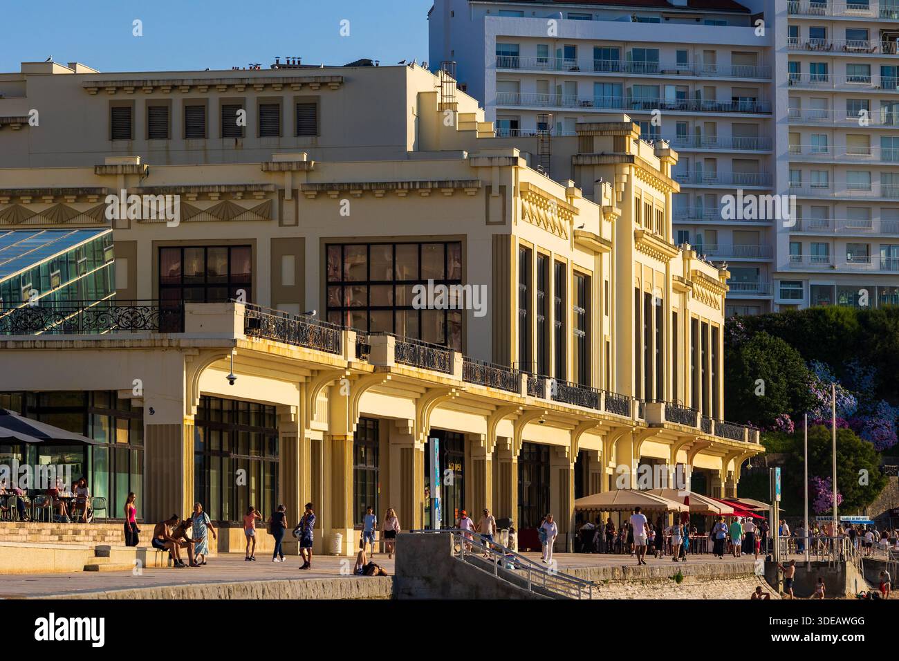Kommunales Kasino von Biarritz im Art déco-Stil mit Blick auf die Grande Plage, vom Miramar Beach Stockfoto