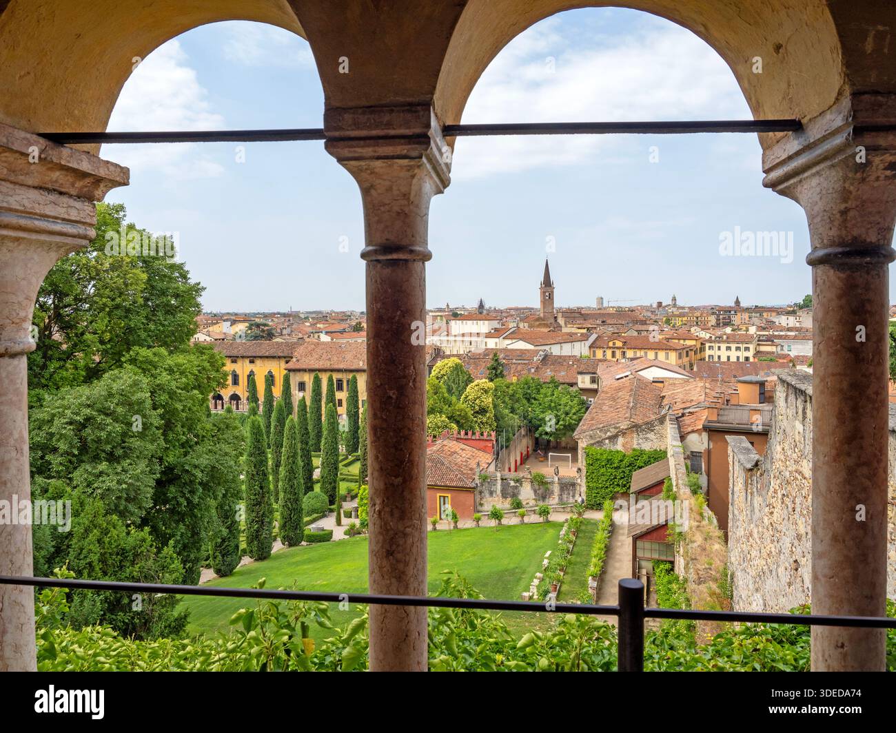 Blick über Verona vom Giusti-Garten Stockfoto