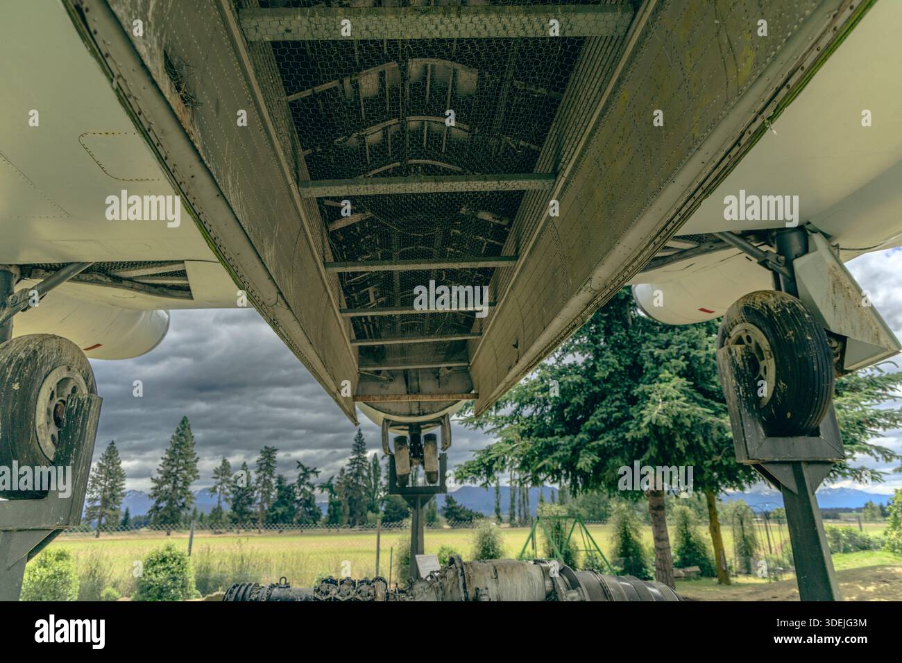 Flugzeuglandegetriebe Unterwagen Rural Airfield Stockfoto