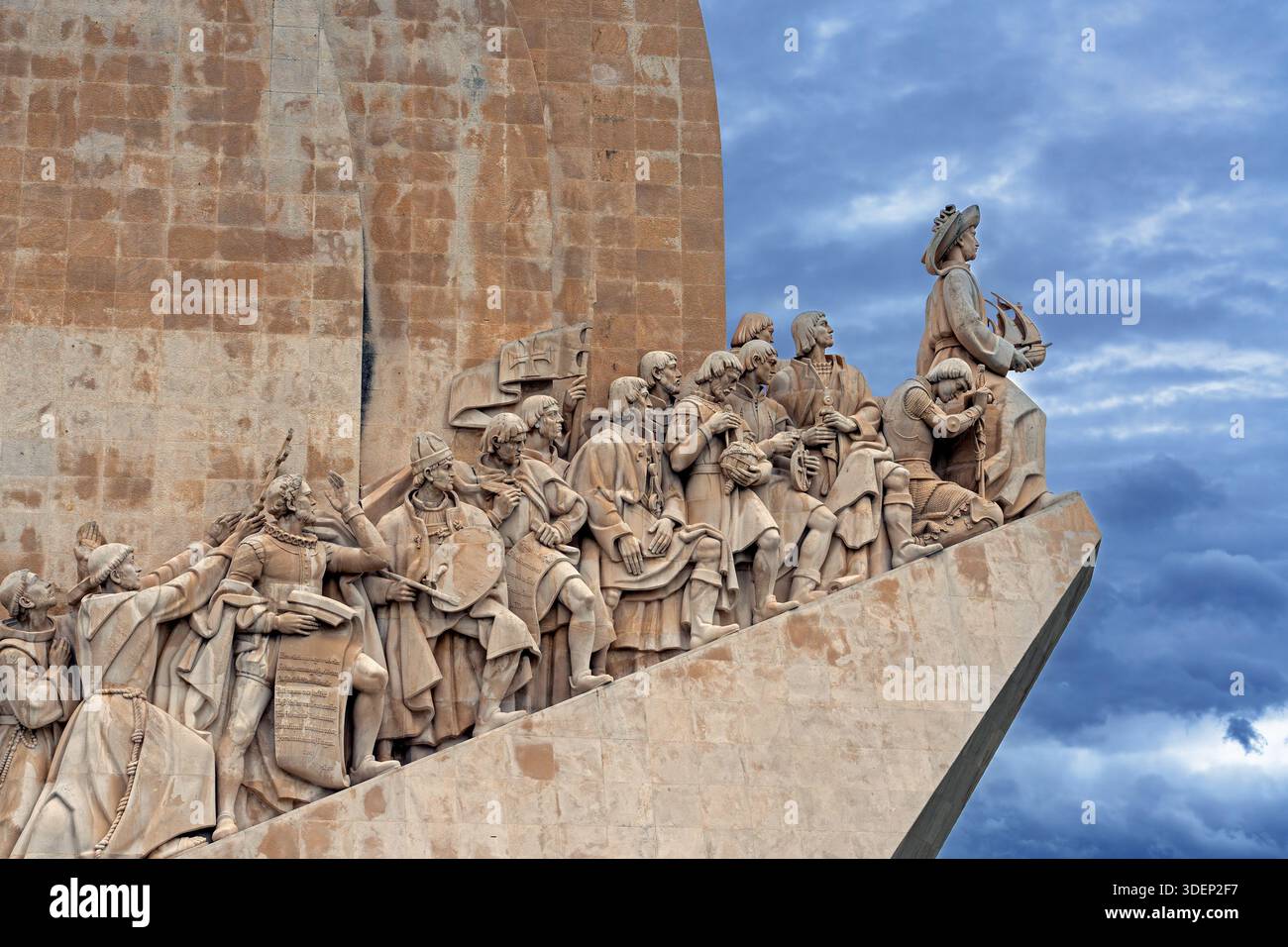 Denkmal der Entdeckungen / Padrão dos Descobrimentos in der Pfarrei Santa Maria de Belém, Lissabon / Lisboa, Portugal Stockfoto