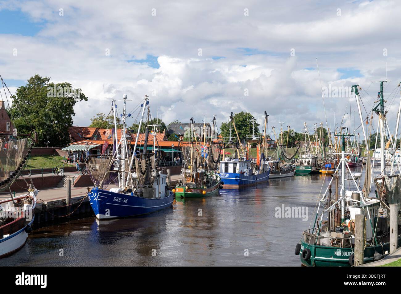Greetsiel Niedersachsen Deutschland Fischerhafen. Greetsiel Niedersachsen Deutschland Fischereihafen. Stockfoto