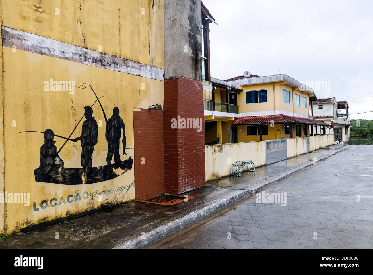 Fischemblem an der Wand gemalt, Ariri, San Paulo, Brasilien Stockfoto