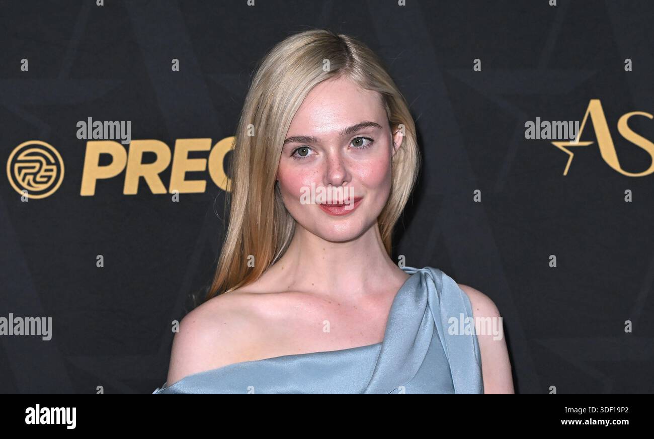 Los Angeles, USA. Januar 2026. Elle Fanning kam am 9. Januar 2026 zu den Astra Film Awards 2026 im Sofitel Los Angeles at Beverly Hills in Los Angeles, Kalifornien © Starbuck/ Credit: AFF/Alamy Live News Stockfoto