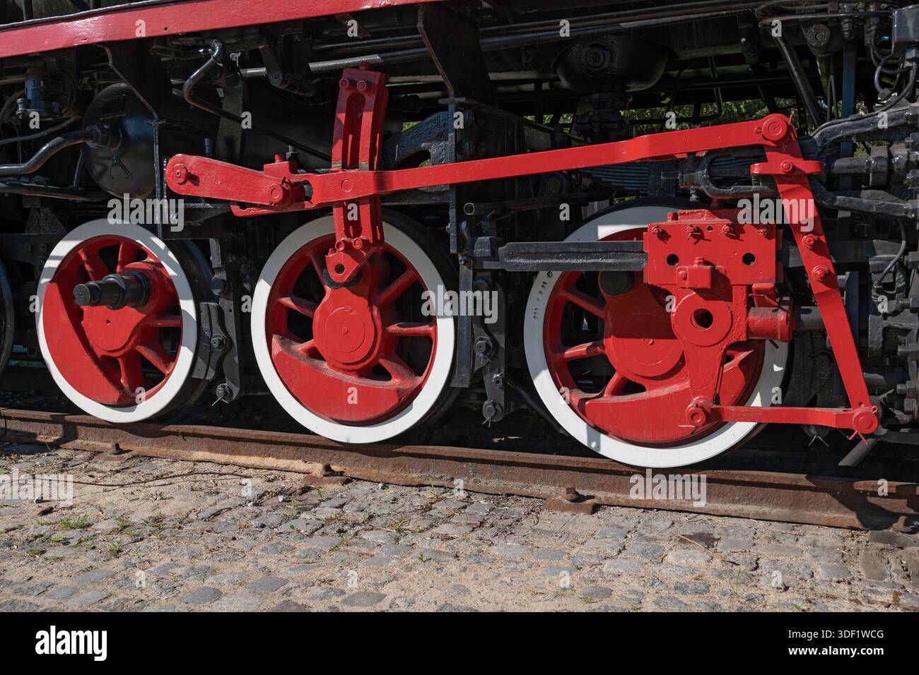 Dampflokomotive Px48-1784 Antriebsräder in der Stadt Ciechanów, Polen. Stockfoto