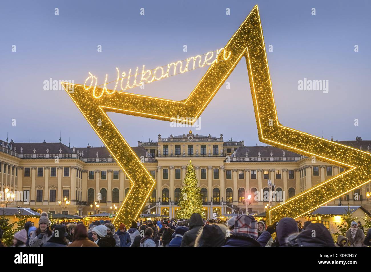 Weihnachtsmarkt, Schloss Schönbrunn, Wien, Österreich Stockfoto