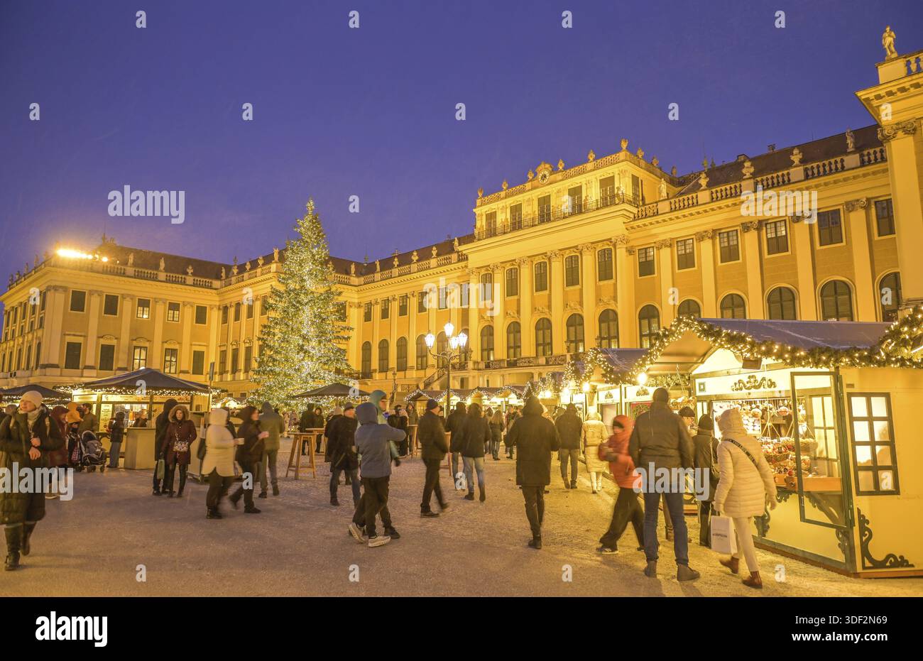 Weihnachtsmarkt, Schloss Schönbrunn, Wien, Österreich Stockfoto