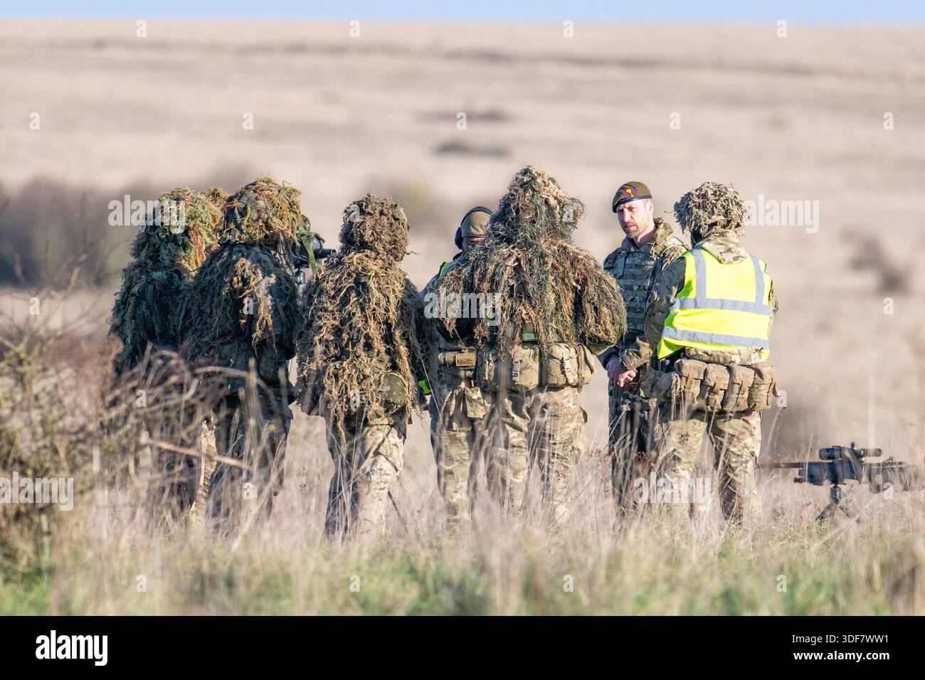 Salisbury Plain, Großbritannien. 26. November 2024. William, der Prinz von Wales, Colonel, walisische Garde, besucht das 1. Bataillon walisische Garde. Stockfoto