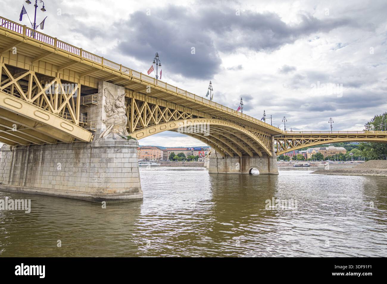 Margaretenbrücke (Margit híd) über die Donau, Budapest, Ungarn Stockfoto