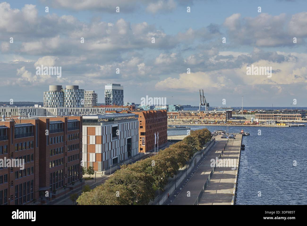 KOPENHAGEN, DÄNEMARK - 16. SEPTEMBER 2017 : Blick auf die Stadt Kopenhagen in Dänemark bei bewölktem Tag Stockfoto