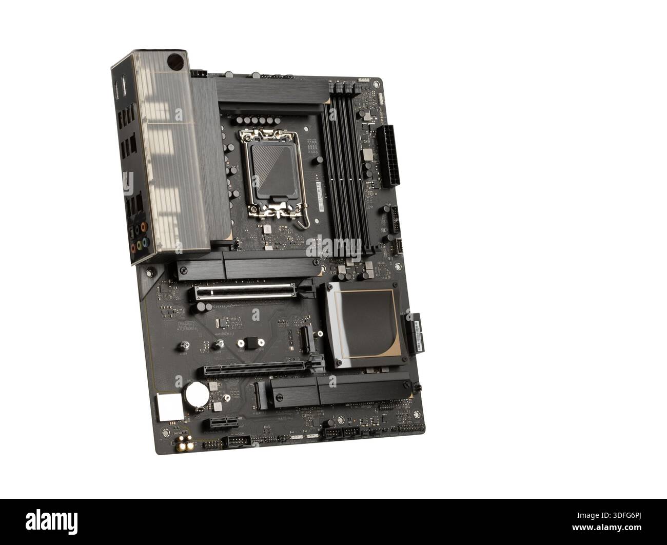 Nahaufnahme der ATX-Hauptplatine mit Komponenten, Steckverbindern und Schaltungsdesign. High-End-Computerhardware für professionelle Inhaltserstellung und Workstatio Stockfoto