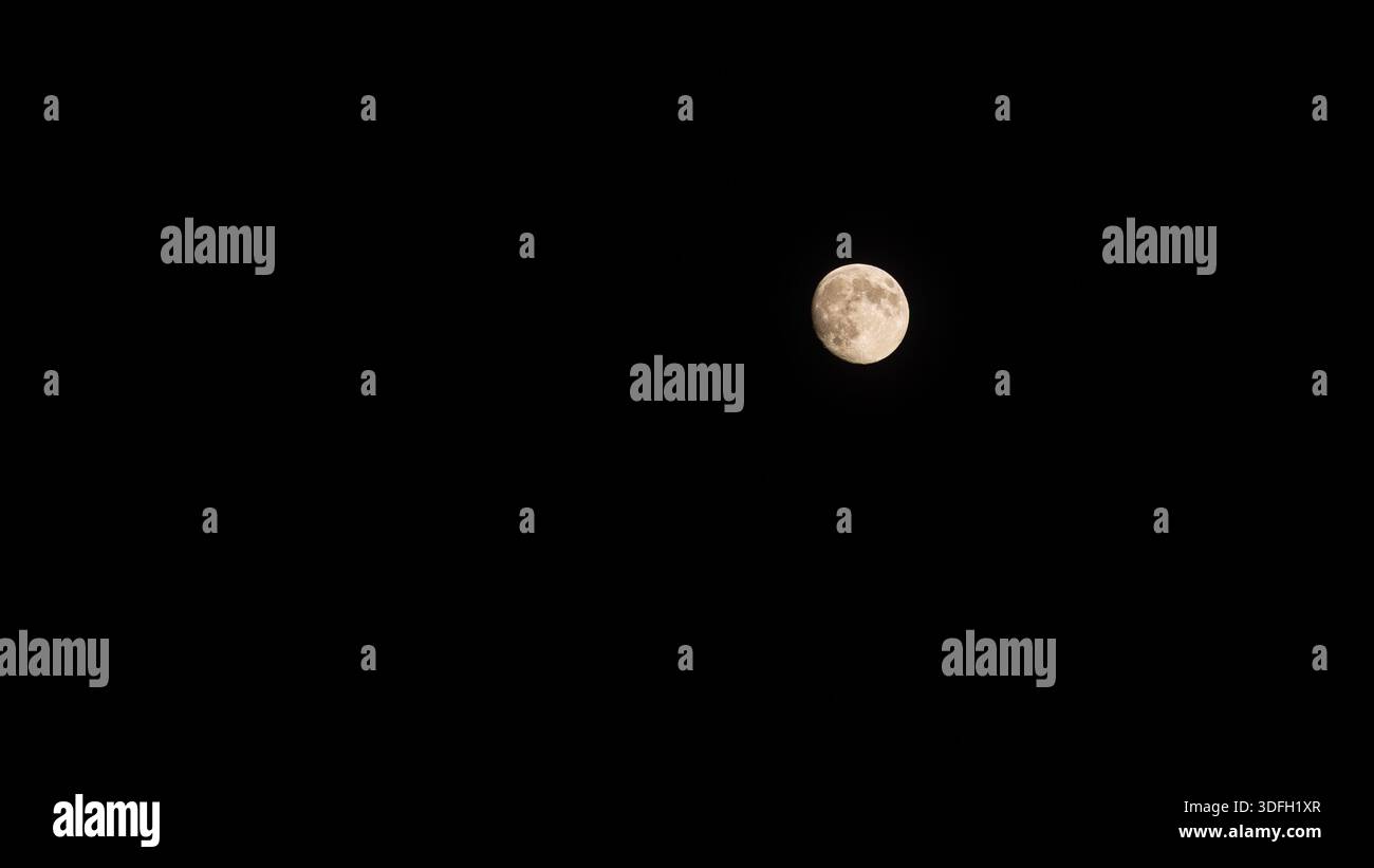 Vollmond Anfang des Jahres 2026 Stockfoto