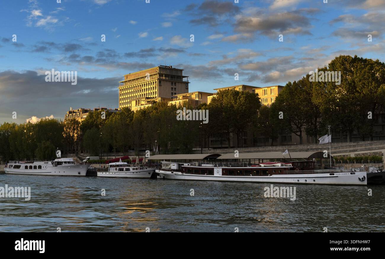 Sonnenuntergang über Paris Stockfoto