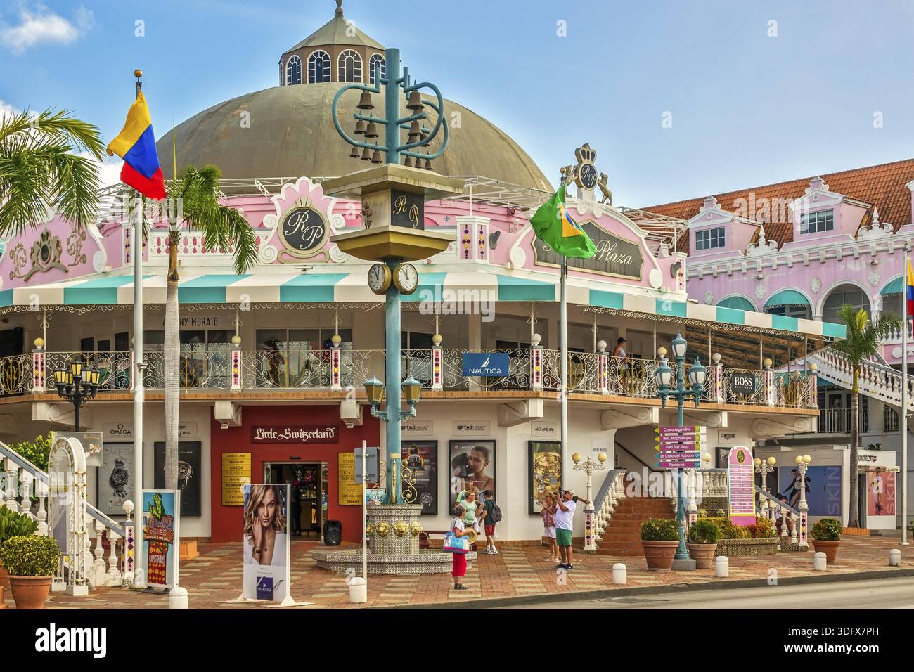 Farbenfrohe Gebäude, Oranjestad, Aruba, West Indies Stockfoto
