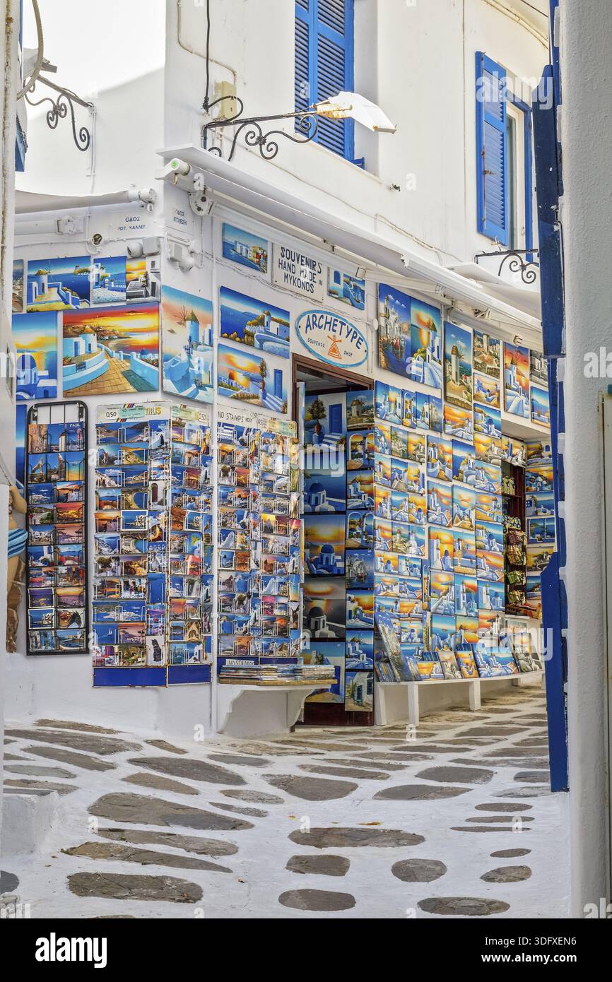 Laden mit Ansichtskarten-Mykonos-Cyclades-Griechenland Stockfoto