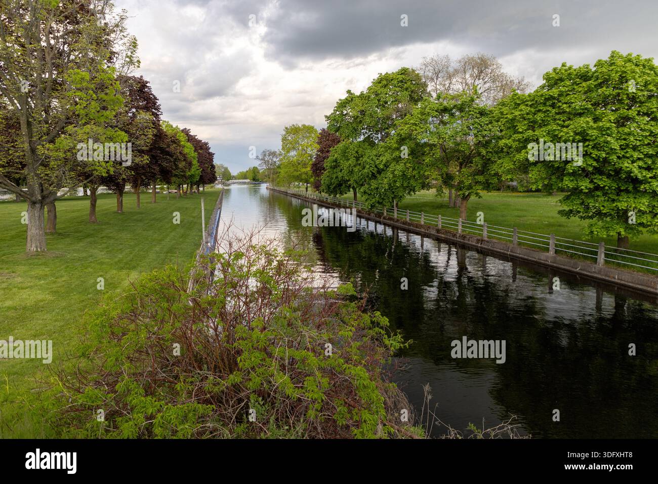 Malerischer Blick auf den Rideau Canal in Smiths Falls, Ontario, Kanada, im Frühjahr Stockfoto