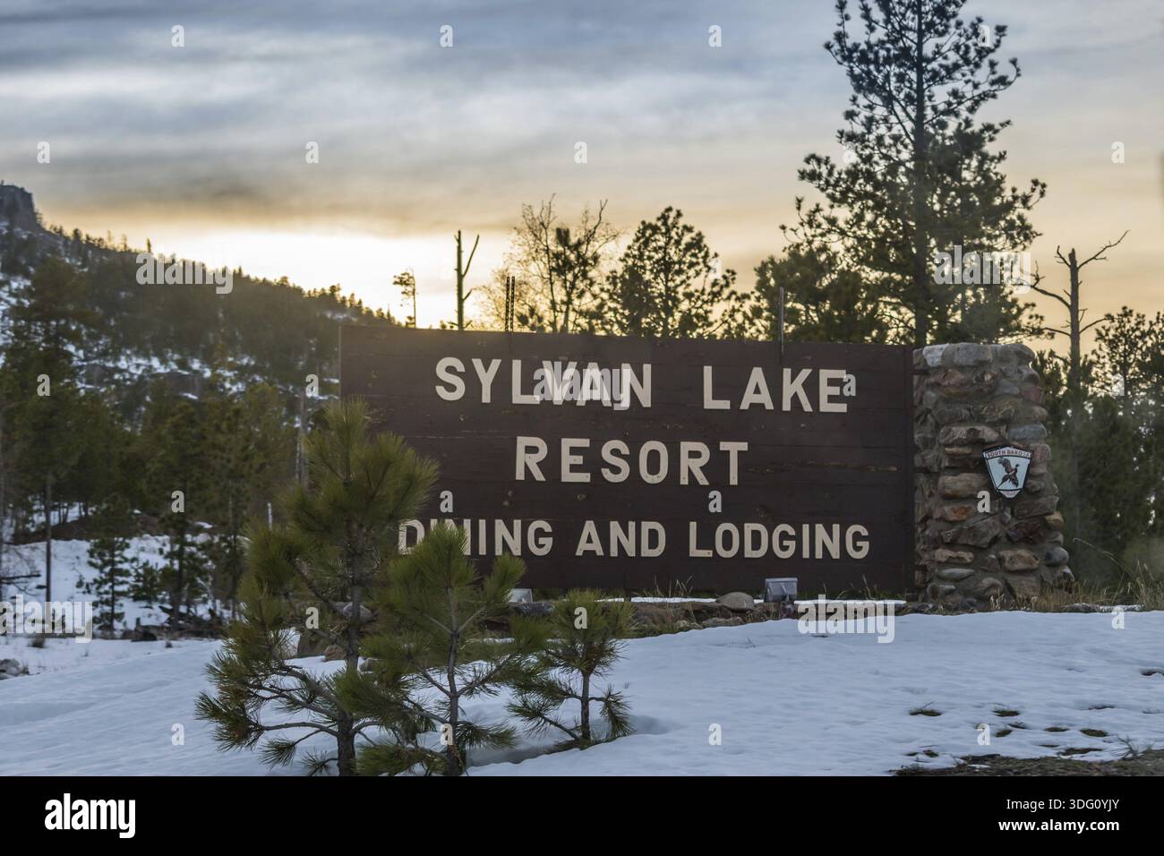 Custer SP, SD, USA - 24. Mai 2019: Das Sylvan Lake Resort Restaurants und Unterkünfte Stockfoto