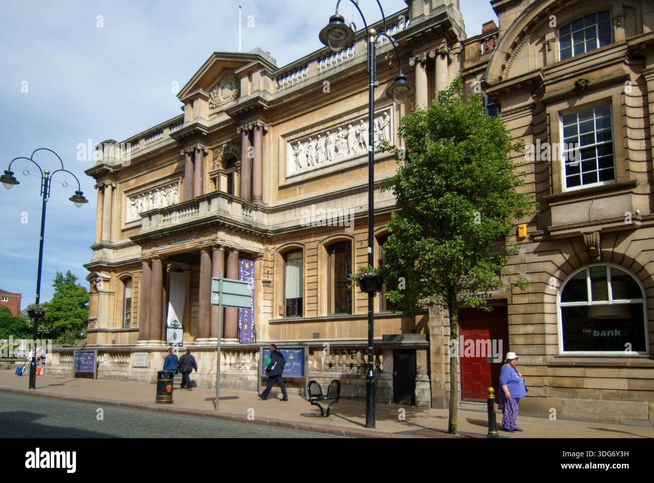 Kunstgalerie und Museum in Wolverhampton im Stadtteil Sandwell im County der West Midlands. - Wolverhampton, Vereinigtes Königreich : Mai 2022 Stockfoto