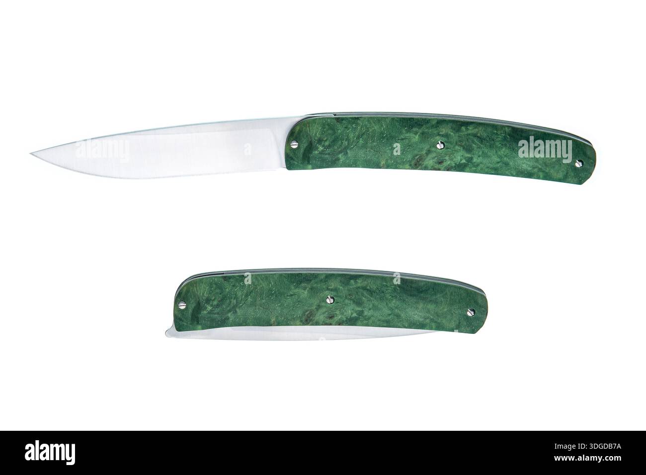 Elegantes Klappmesser mit grünem marmorierten Griff in offener und geschlossener Position auf weiß. Stockfoto