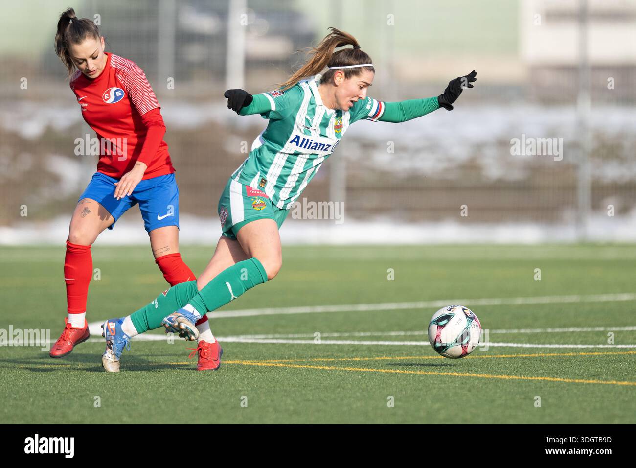 Wien, Österreich. Januar 2026. 18.01.26, Testmatch, Trainingsgelände Allianz Stadion in Wien/Österreich - SK Rapid (AUT) vs Eger SE (HUN). Im Rahmen von SK Rapids Kapitän Sandrina Haupt beim ersten Testspiel 2026. Foto: Christian Mueller - 20260118 PD11916 Credit: APA-PictureDesk/Alamy Live News Stockfoto