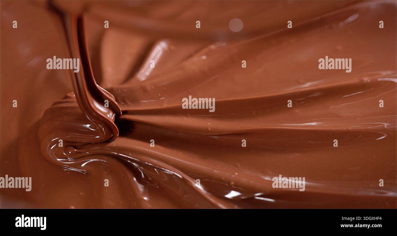 Der Konditor Lässt Kreative Inspiration In Dekadente Schokoladenkreationen Für Desserts Und Süßigkeiten Einfließen Stockfoto