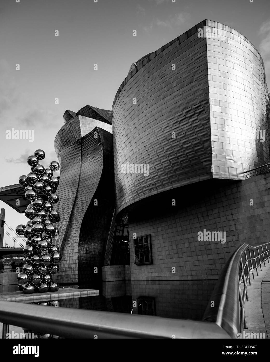 Schwarz-weiß-Architekturdetails des Guggenheim Museums Stockfoto