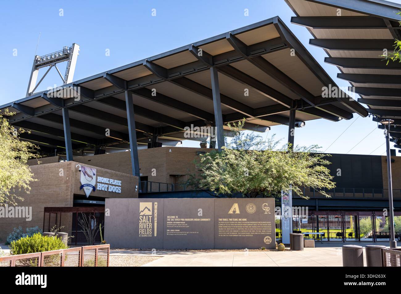 Scottsdale, AZ - 1. Dezember 2025: Salt River Fields at Talking Stick ist die Hauptliga-Baseball-Trainingsanlage für die Arizona Diamondbacks A Stockfoto