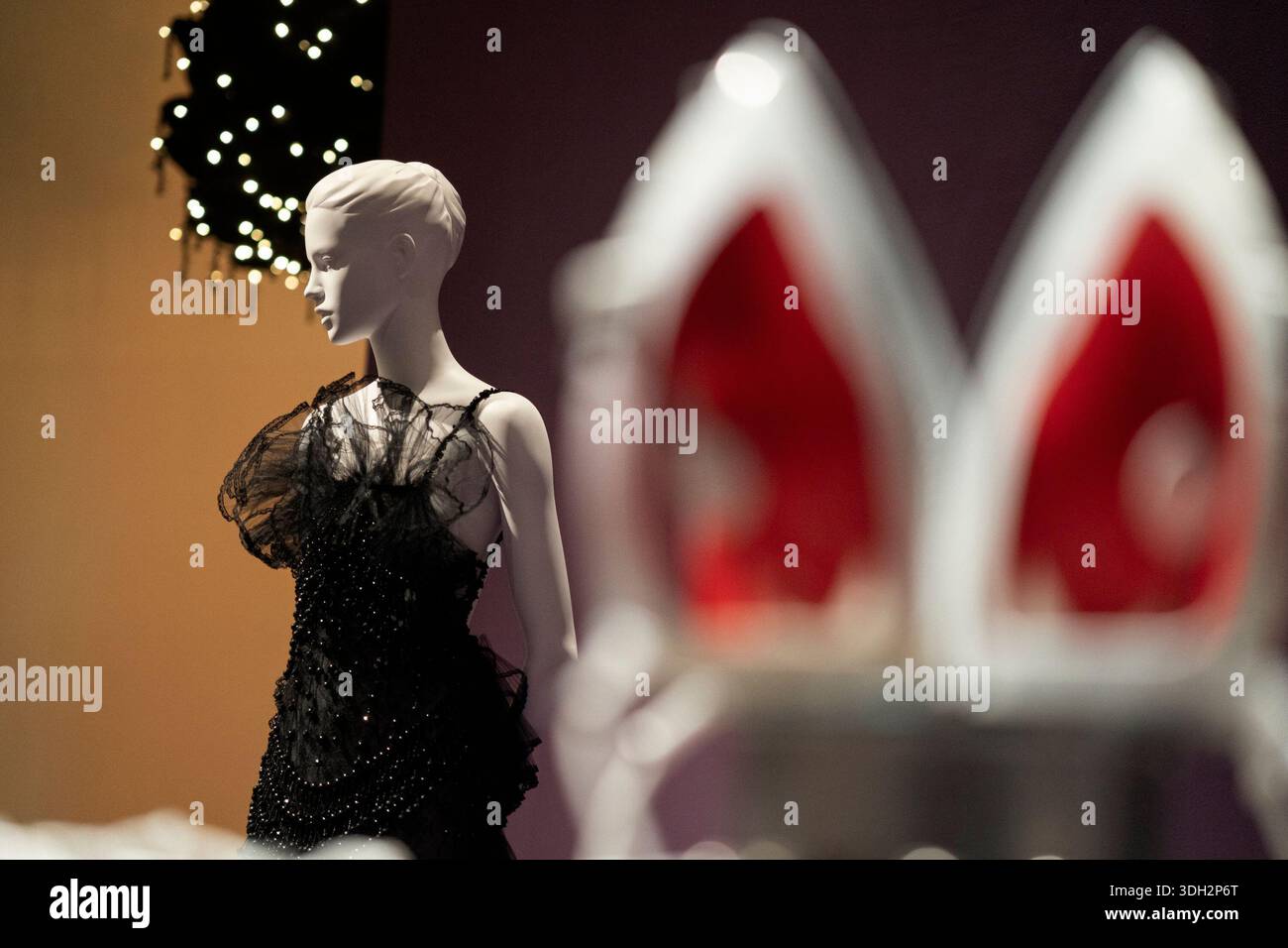 Frascati, Rom, Italien. Januar 2026. Valentino Garavanis letzte Ausstellung eröffnete am Tag vor seinem Tod.Valentino Garavani und Giancarlo Giammetti Stiftung - Joana Vasconcelos - PM23 Ausstellungsfläche - 18. Januar 2026 (Credit Image: © Stefano D'Offizi/ZUMA Press Wire) NUR REDAKTIONELLE VERWENDUNG! Nicht für kommerzielle ZWECKE! Stockfoto