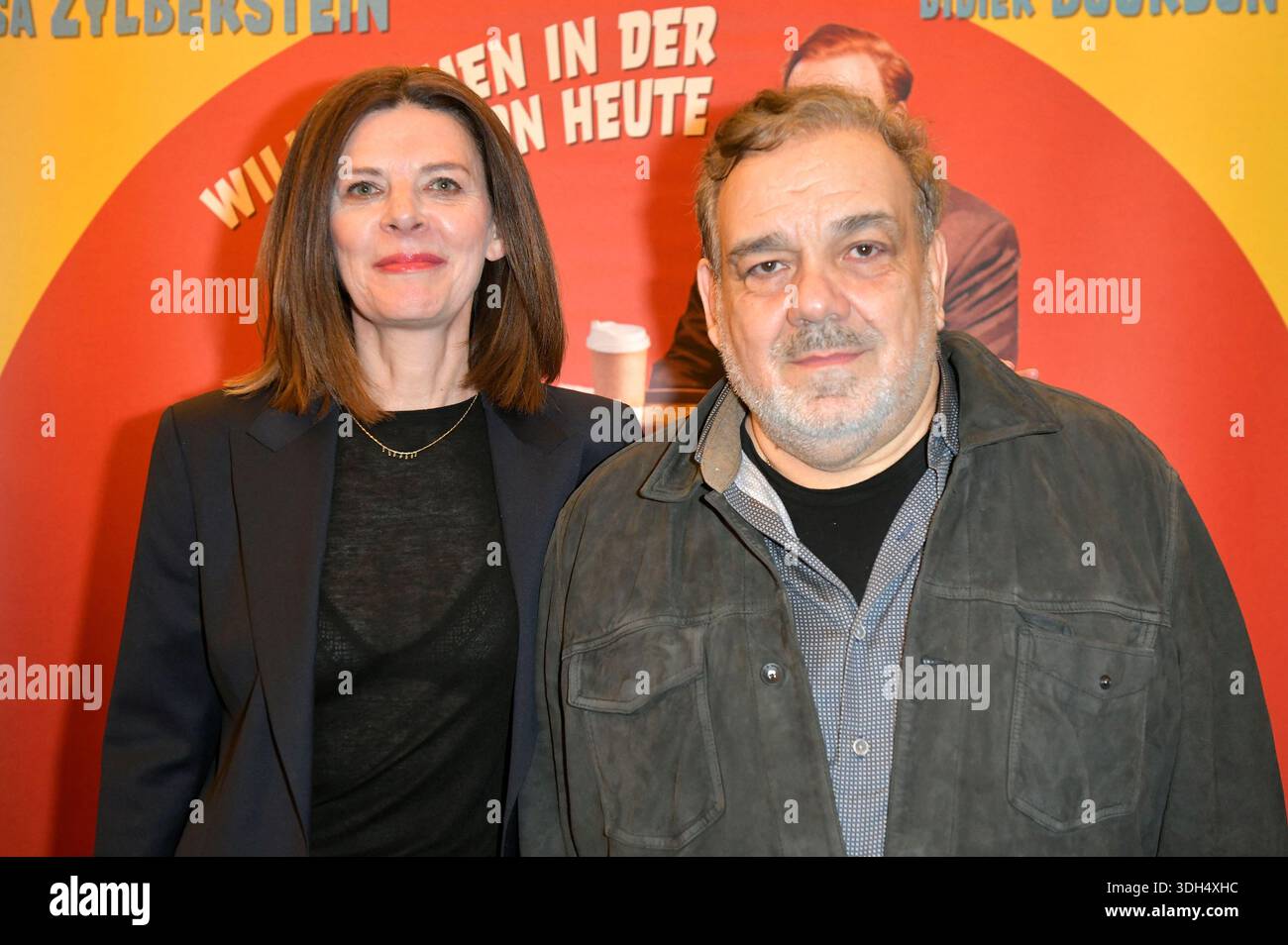 Vinciane Millereau und Didier Bourdon bei der Premiere des Kinofilms 'die progressiven Nostalgiker' im Cinema Paris. Berlin, 19.01.2026 Stockfoto