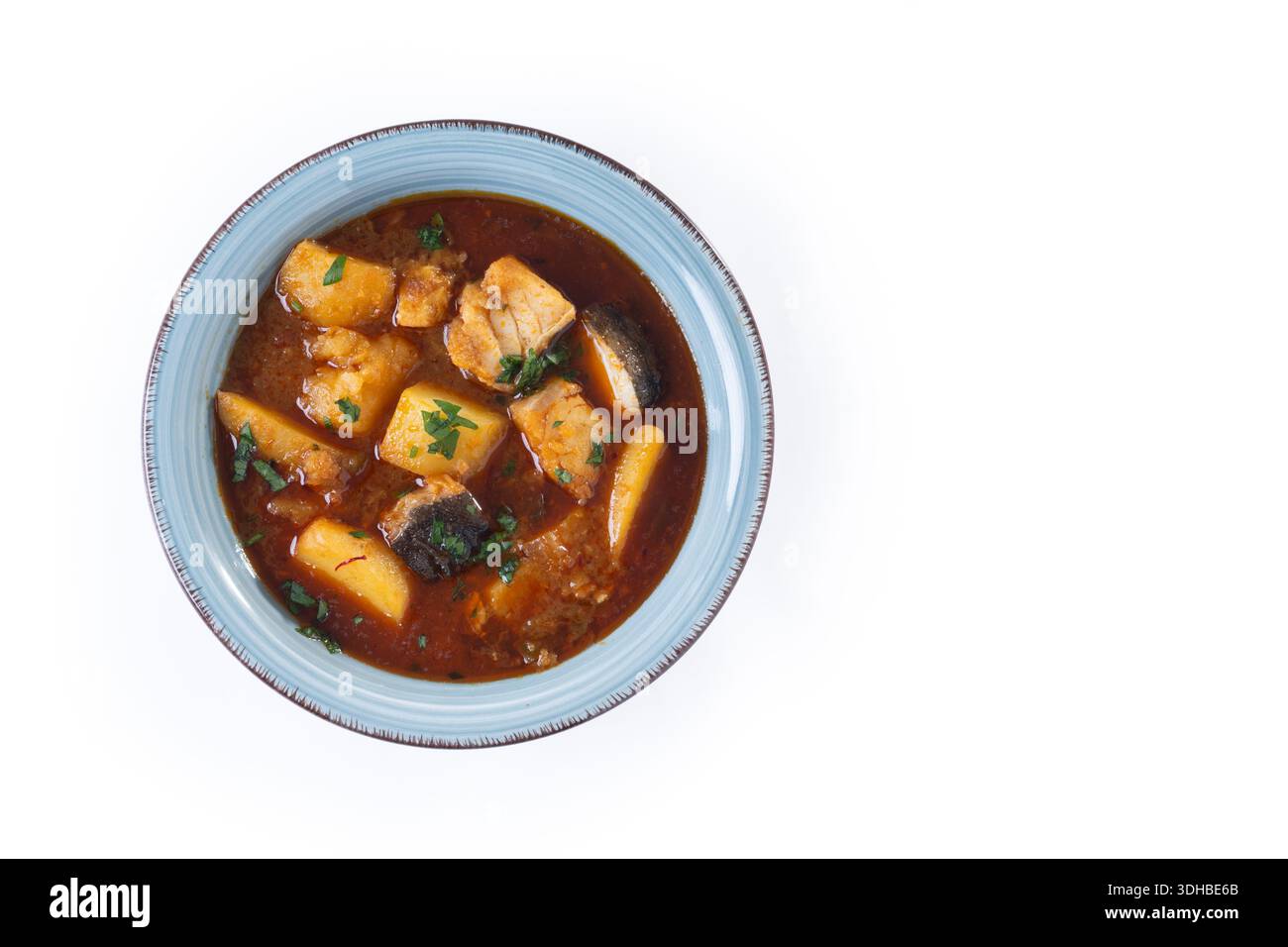 Traditionell zubereiteter Kabeljau auf Spanisch. Osteressen. Stockfoto