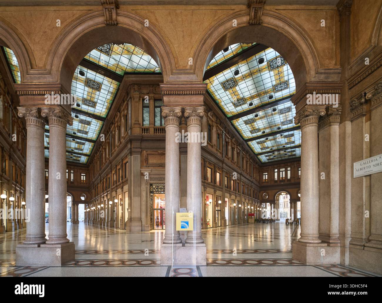 Galleria Alberto Sordi in Rom, Italien Stockfoto