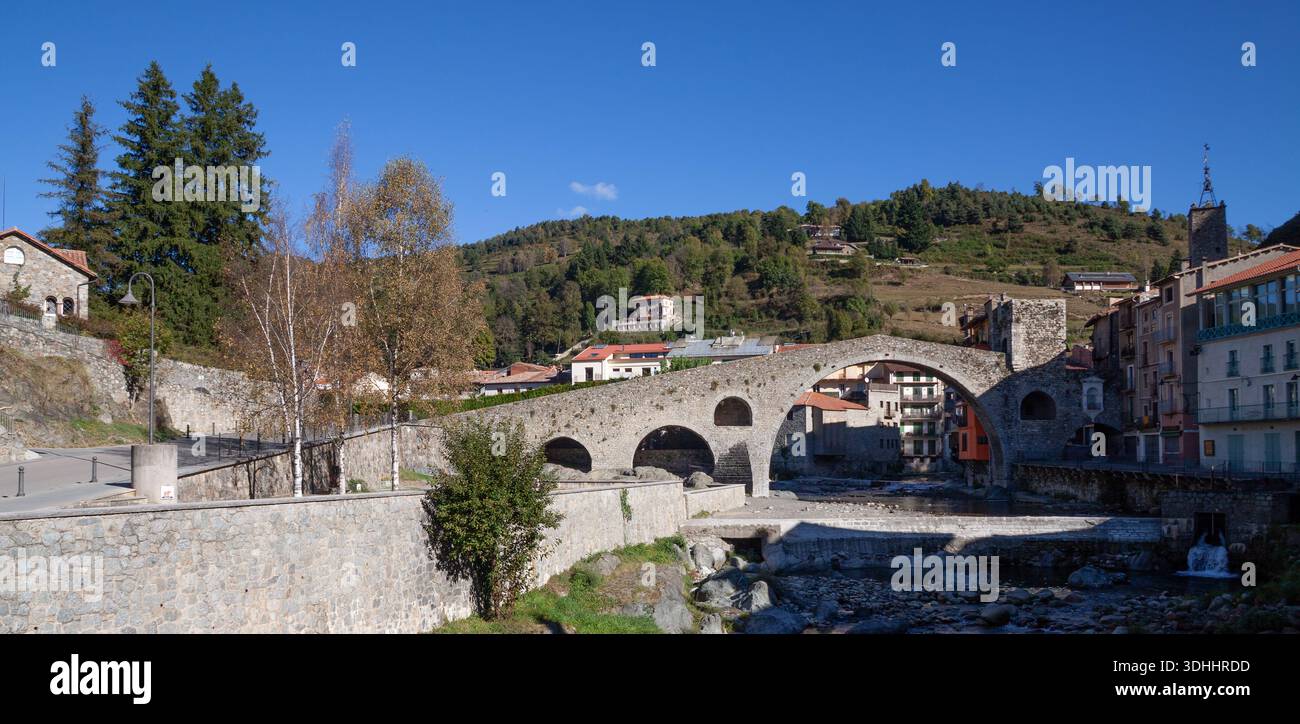 Das Ganze Camprodon Village Stockfoto