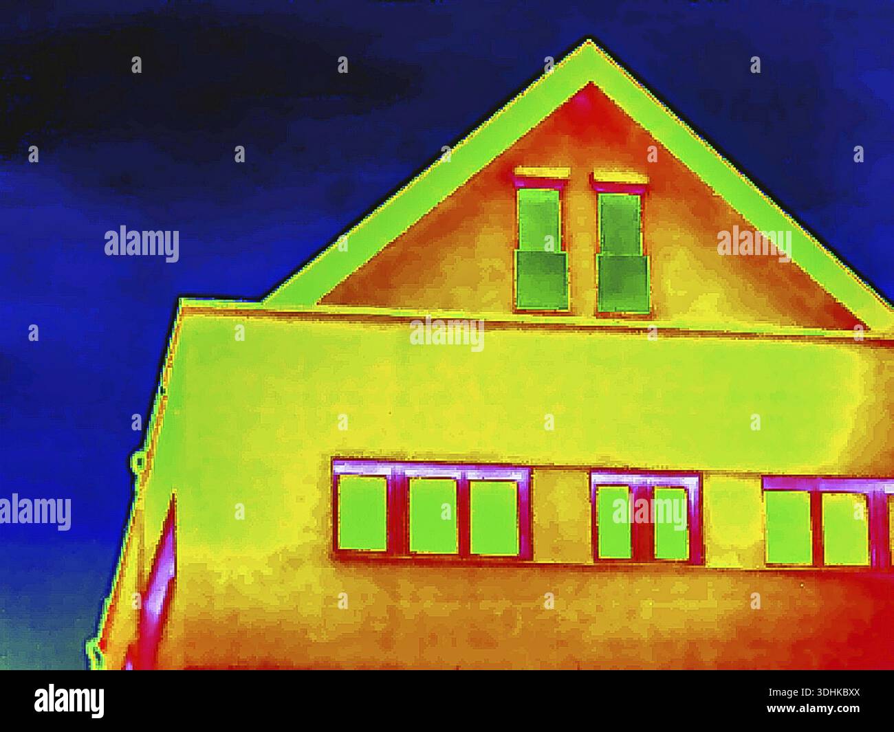 Wärmebild oder Thermografie, symbolisches Foto, interpoliert. Das Foto zeigt Bereiche mit Wärmeverlusten in einem Gebäude. Stuttgart, Baden-Württemberg, Deutschland Stockfoto