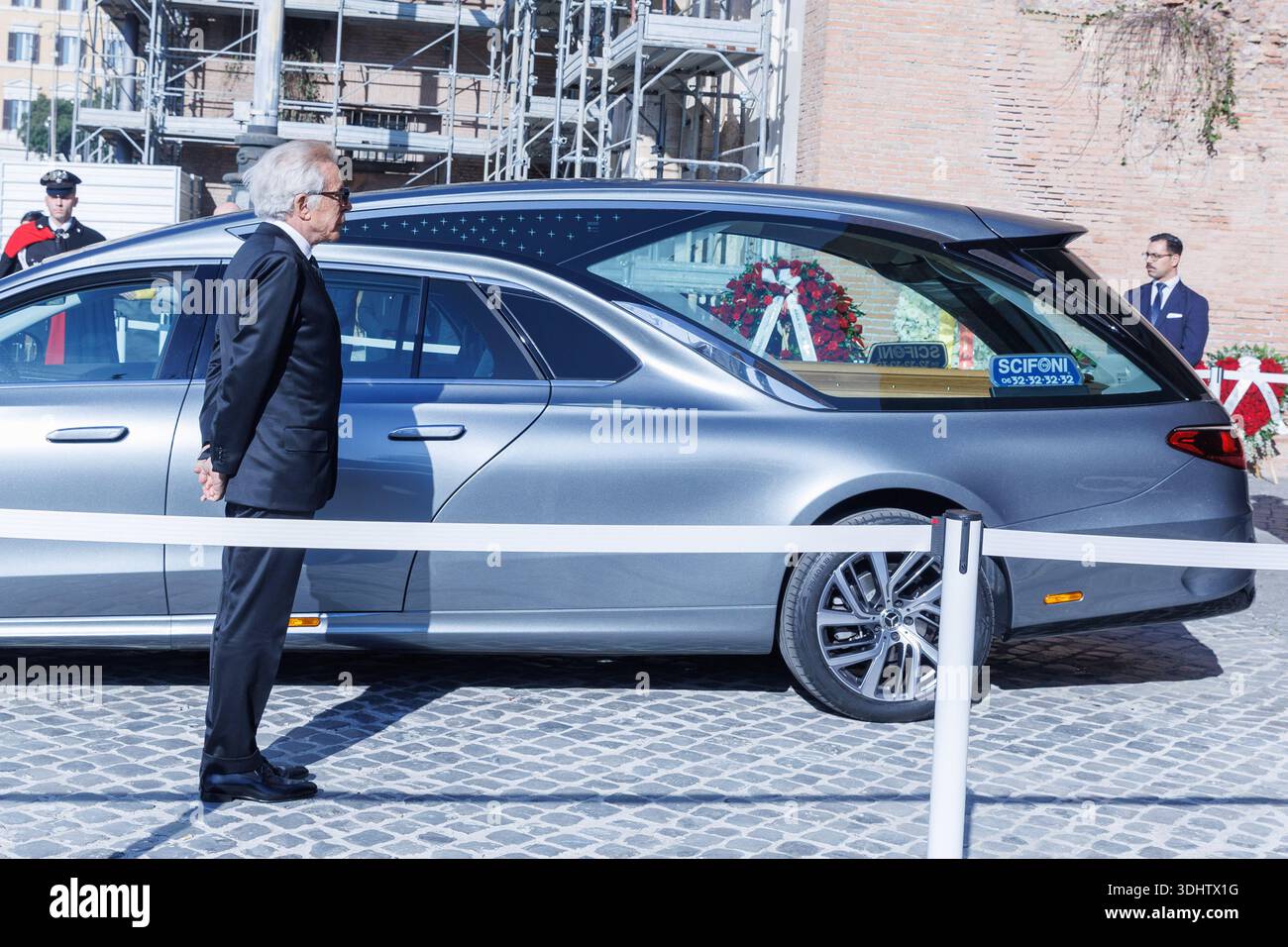 Rom, Italien. Januar 2026. Giancarlo Giammetti kommt bei Valentino Garavanis Beerdigung am 23. Januar 2026 in der Basilica S. Maria degli Angeli e dei Martiri, Rom, Italien Credit: Live Media Publishing Group/Alamy Live News Stockfoto