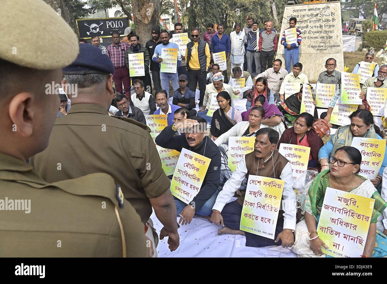 Agartala, Tripura, Indien, 11-01-2026: Während eines Protests gegen die Entscheidung der Zentralregierung werden Kongressführer und -Unterstützer gesehen Stockfoto