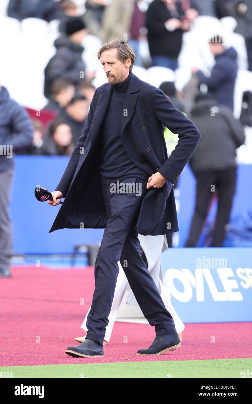 London, Großbritannien. Januar 2026. TNT-Sportmoderator Peter Crouch beim Spiel West Ham United gegen Sunderland EPL im London Stadium, London, UK am 24. Januar 2026. Quelle: Paul Marriott/Alamy Live News Stockfoto