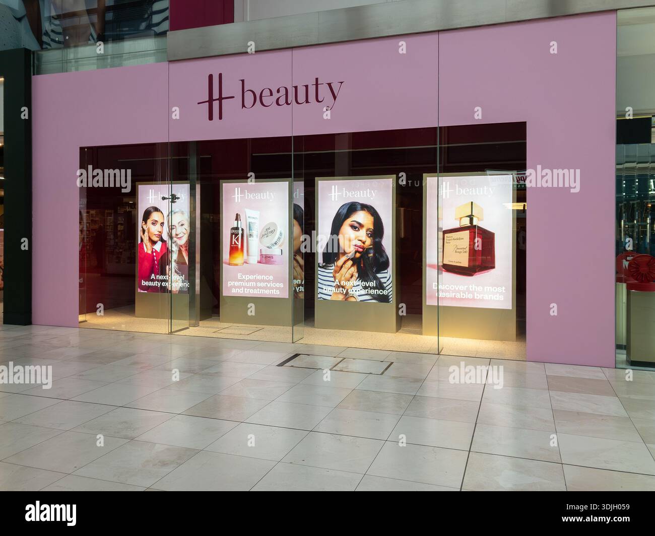 Harrods Beauty Store, Zentrum: MK, Milton Keynes, Großbritannien Stockfoto