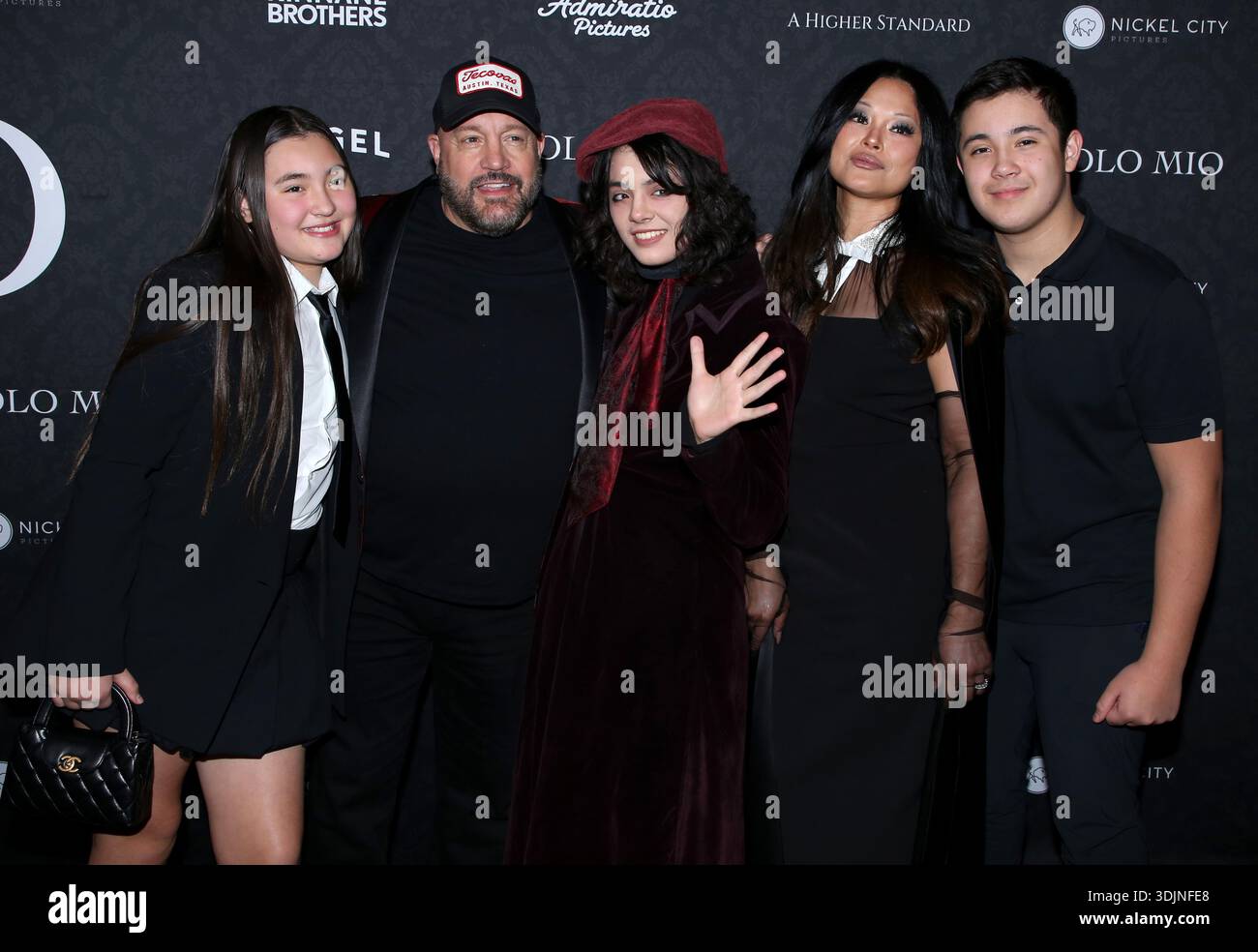 Kevin james e steffiana de la cruz -Fotos und -Bildmaterial in hoher ...