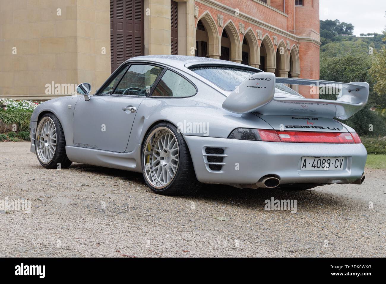 San Sebastian, Spanien-20. September 2025: Porsche 911 (993) Carrera RS von Gemballa Stockfoto