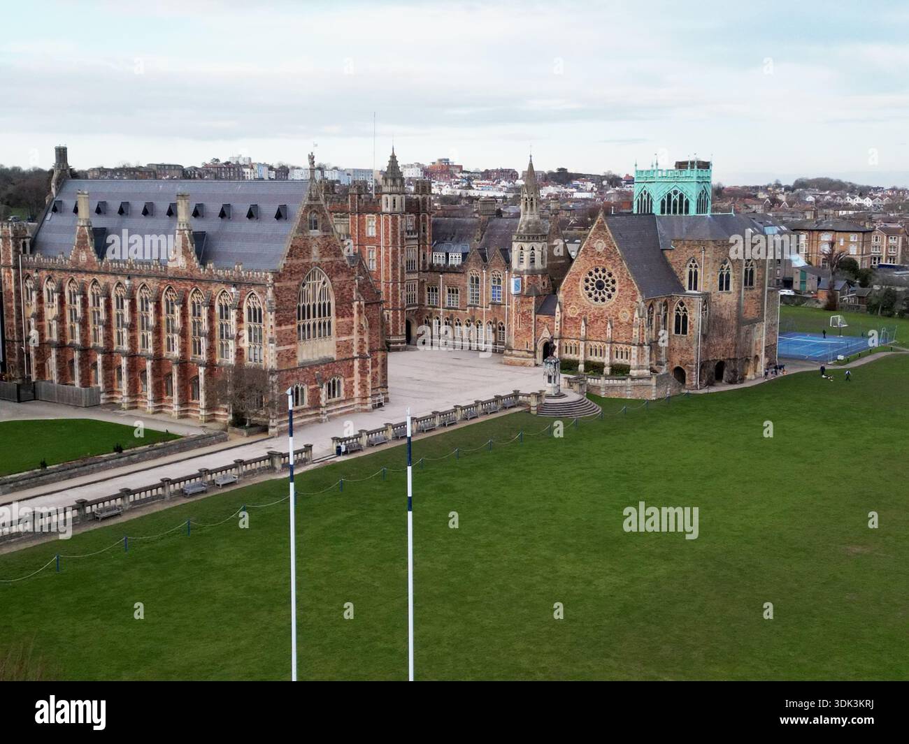Clifton College aus der Luft gesehen mit einem Mini 3 Pro. Das College Wurde 1862 Gegründet. Location Clifton. Co-Ed Internat und Tagesschule bieten moderne Forward- Stockfoto