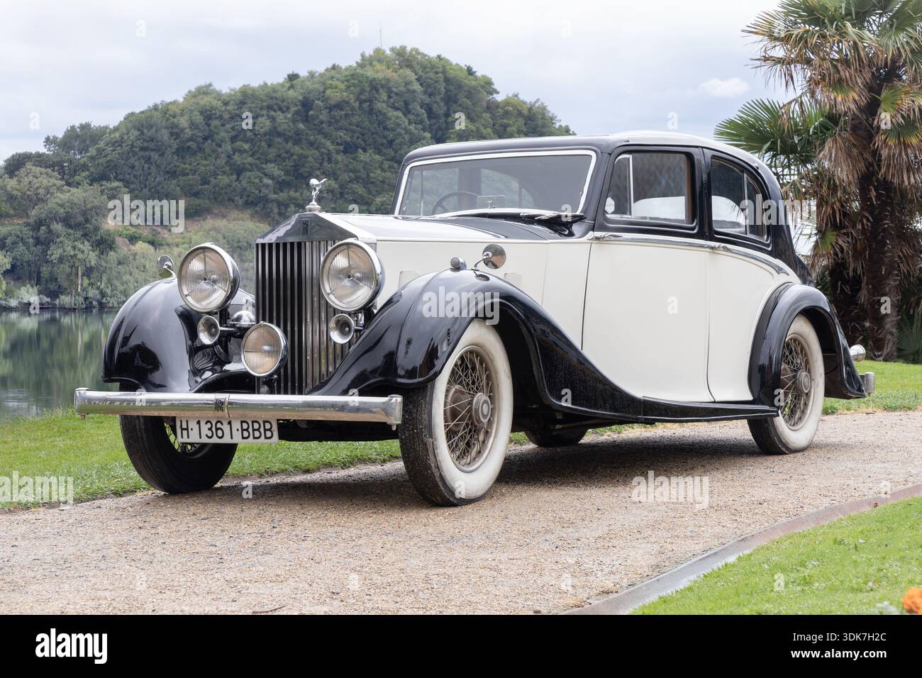 San Sebastian, Spanien - 20. September 2025: 1936 Rolls Royce 25-30 Limousine Stockfoto
