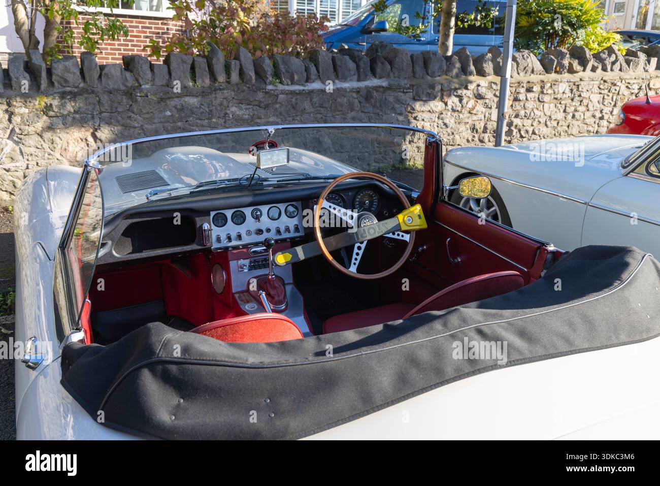 Clevedon Cars and Coffee 1962 Ford Thunderbird Convertable Stockfoto