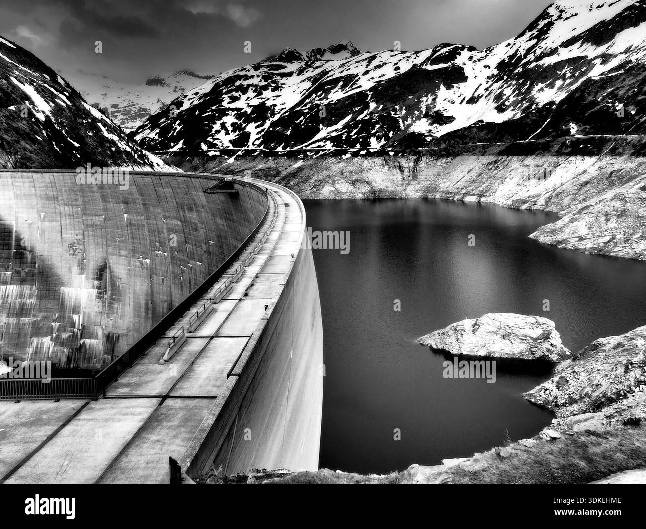 Kraftwerke in Österreich, Kölnbrein - Wasserkraftwerke in Österreich, Kölnbrein - Centrales hydroélectriques en Autriche, réservoir de Kölnbrei Stockfoto